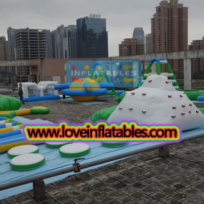 inflatable Floating water playground/commercial Inflatable lake Water Park