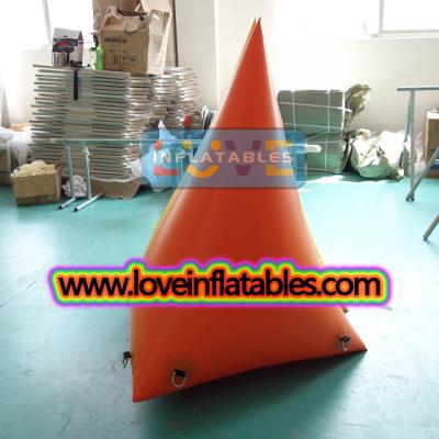 Inflatable dock bumpers triangle bouy with different size and colors